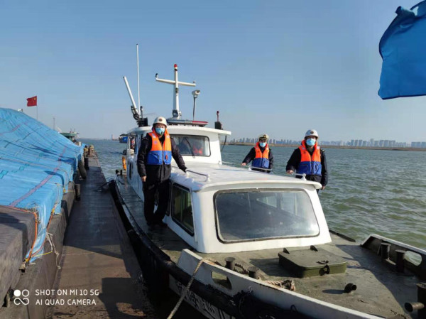 淮南市交通運輸綜合行政執(zhí)法支隊海事大隊重拳出擊，打響水上“百日攻堅”第一槍