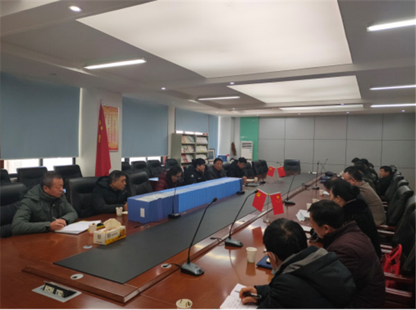 毛集實驗區(qū)教育局黨委組織基層黨支部書記 赴淮南第二十四中學、淮師附小參觀學習黨建工作